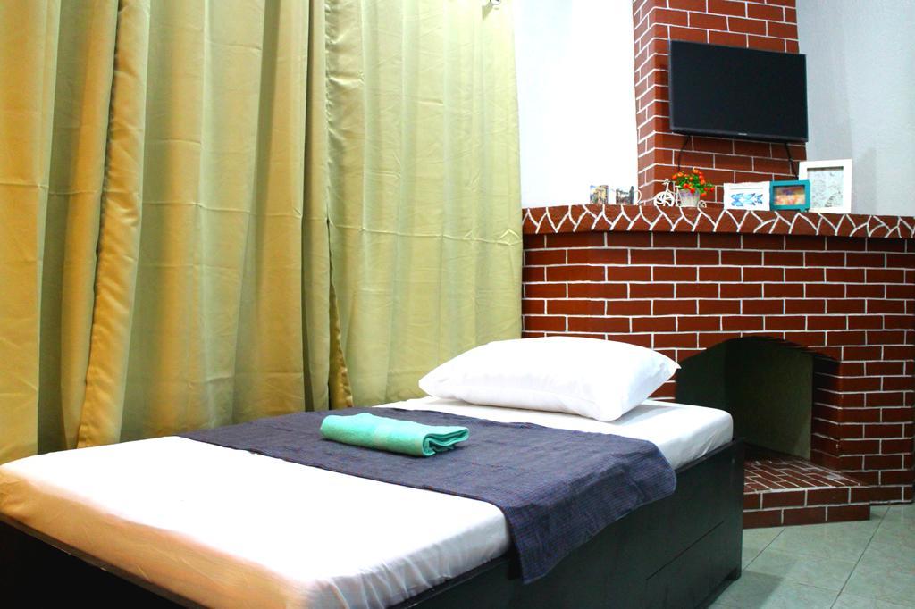 טגאיטאי Tagaytay Garden Budgetel - City Center חדר תמונה