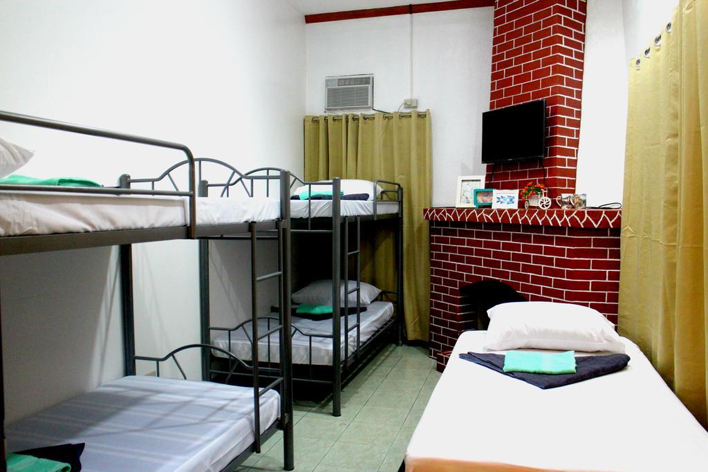 טגאיטאי Tagaytay Garden Budgetel - City Center חדר תמונה