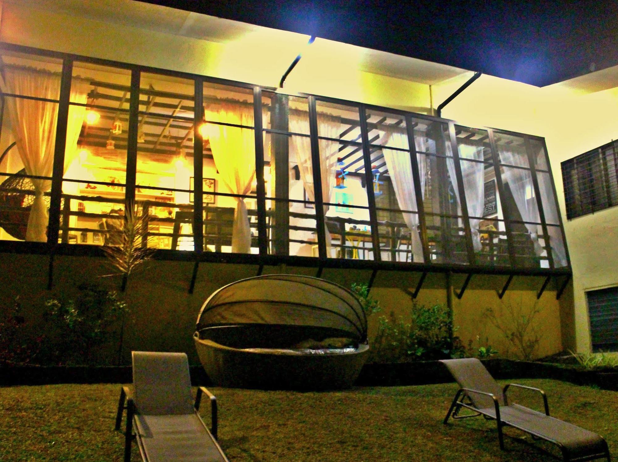 טגאיטאי Tagaytay Garden Budgetel - City Center מראה חיצוני תמונה