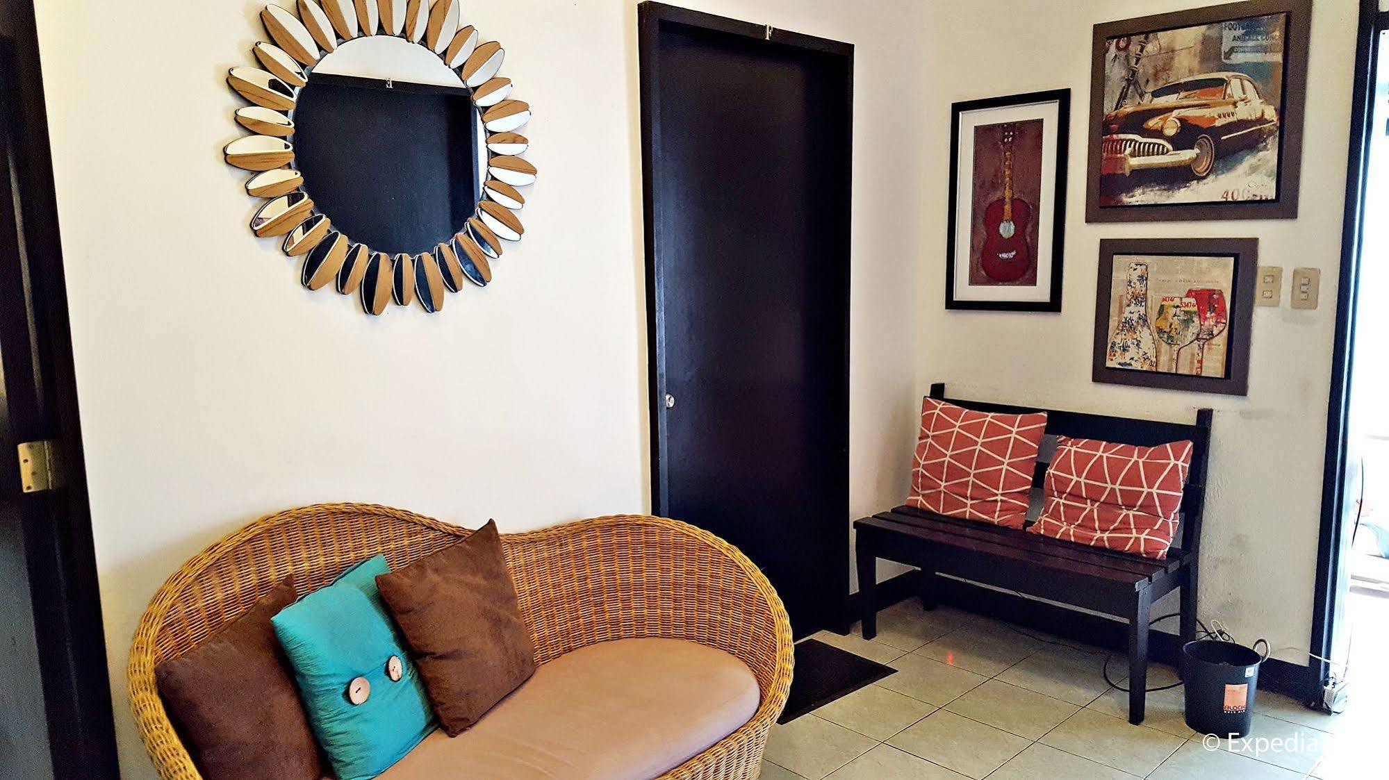 טגאיטאי Tagaytay Garden Budgetel - City Center מראה חיצוני תמונה